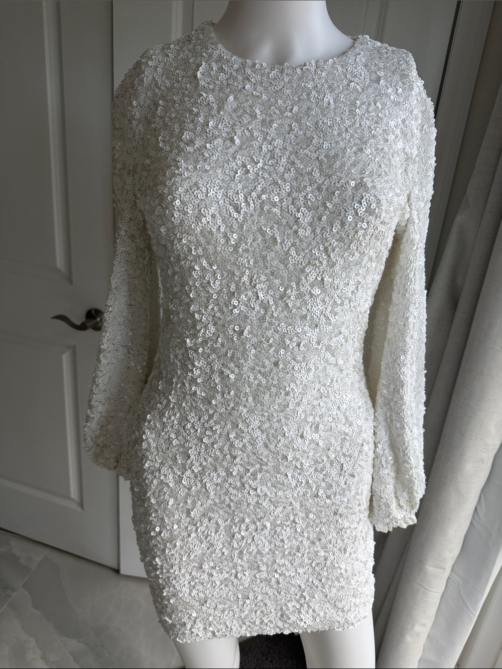 Rosedress all Sequin Long Sleeve Dress